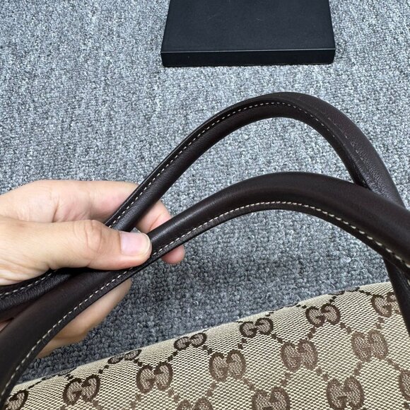 Gucci Leather Shoulder Bag 450-071425 - Picture 9 of 15